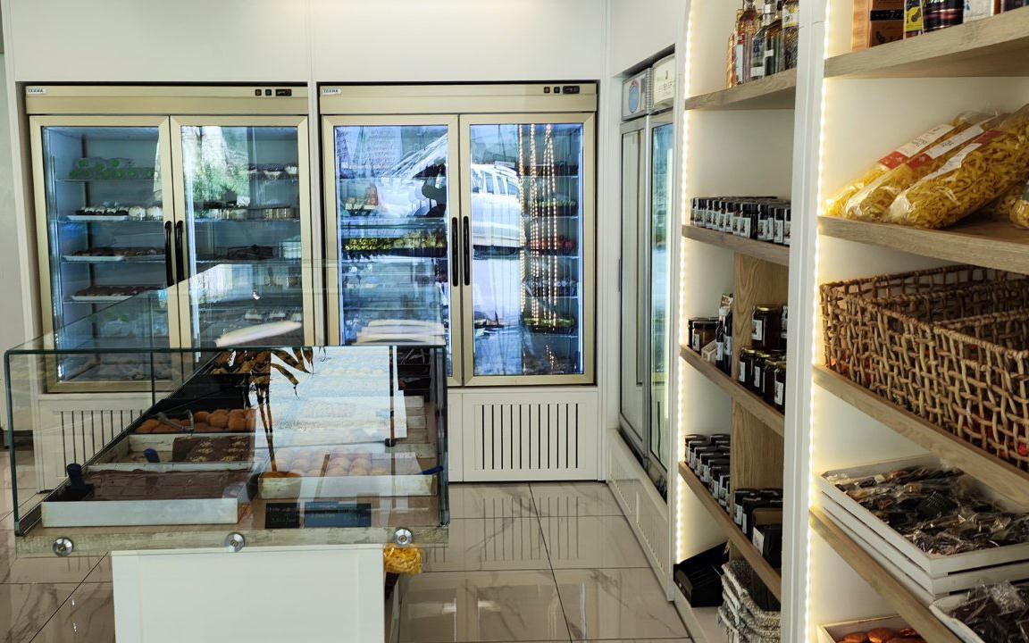 &Epsilon;&rho;&gamma;&alpha;&sigma;&tau;ή&rho;&iota;&omicron;: &Pi;&alpha;&rho;&alpha;&lambda;ί&alpha; &Kappa;ύ&mu;&eta;&sigmaf;, +302222023722