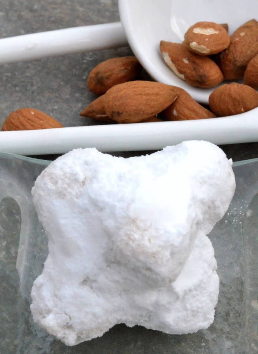 &Alpha;&mu;&upsilon;&gamma;&delta;&alpha;&lambda;&omega;&tau;ά &Kappa;ύ&mu;&eta;&sigmaf;